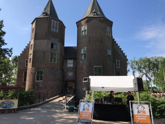 Extra lange tocht door Kasteel Dussen op Tweede Paasdag