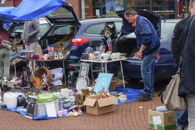 Kofferbakmarkt op ’t Rond in Woudrichem