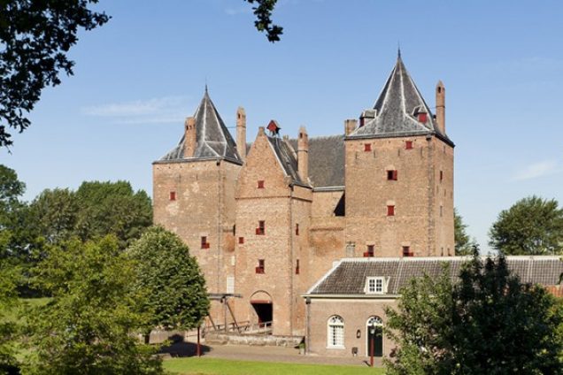 Loevestein zonder grenzen in de zomervakantie