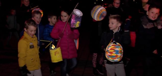 Lampionnenoptocht in Sleeuwijk