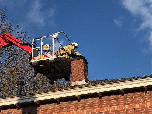 Voorkom schoorsteenbrand, stook veilig