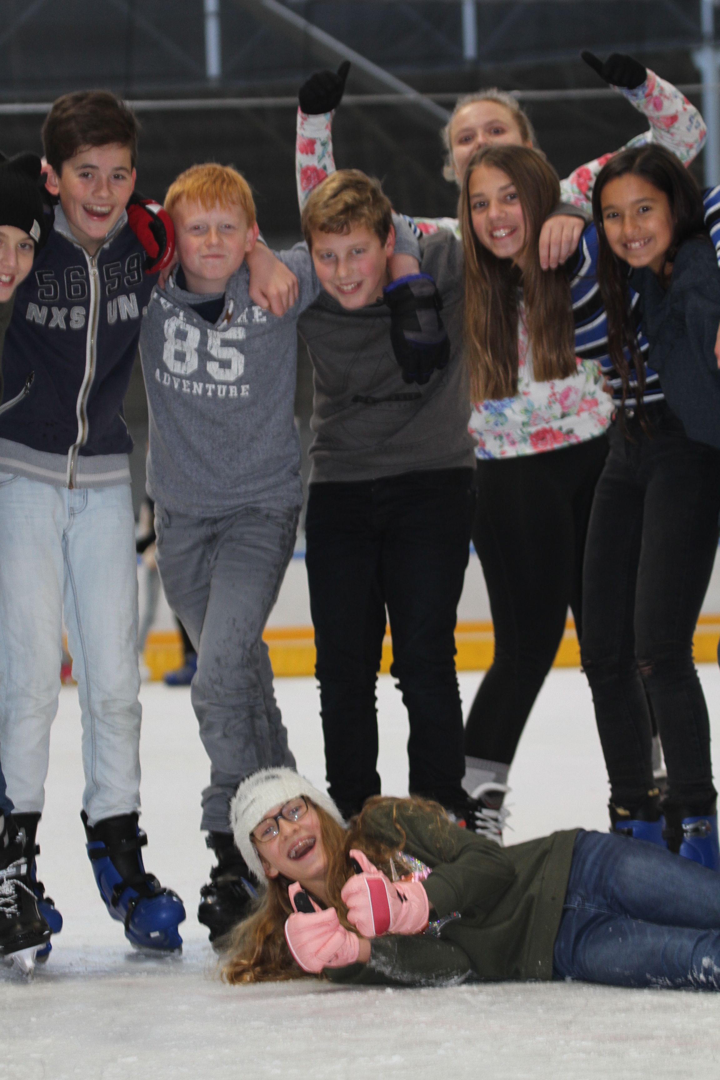 Leerlingen Altena College halen de schaatsen alvast uit het vet