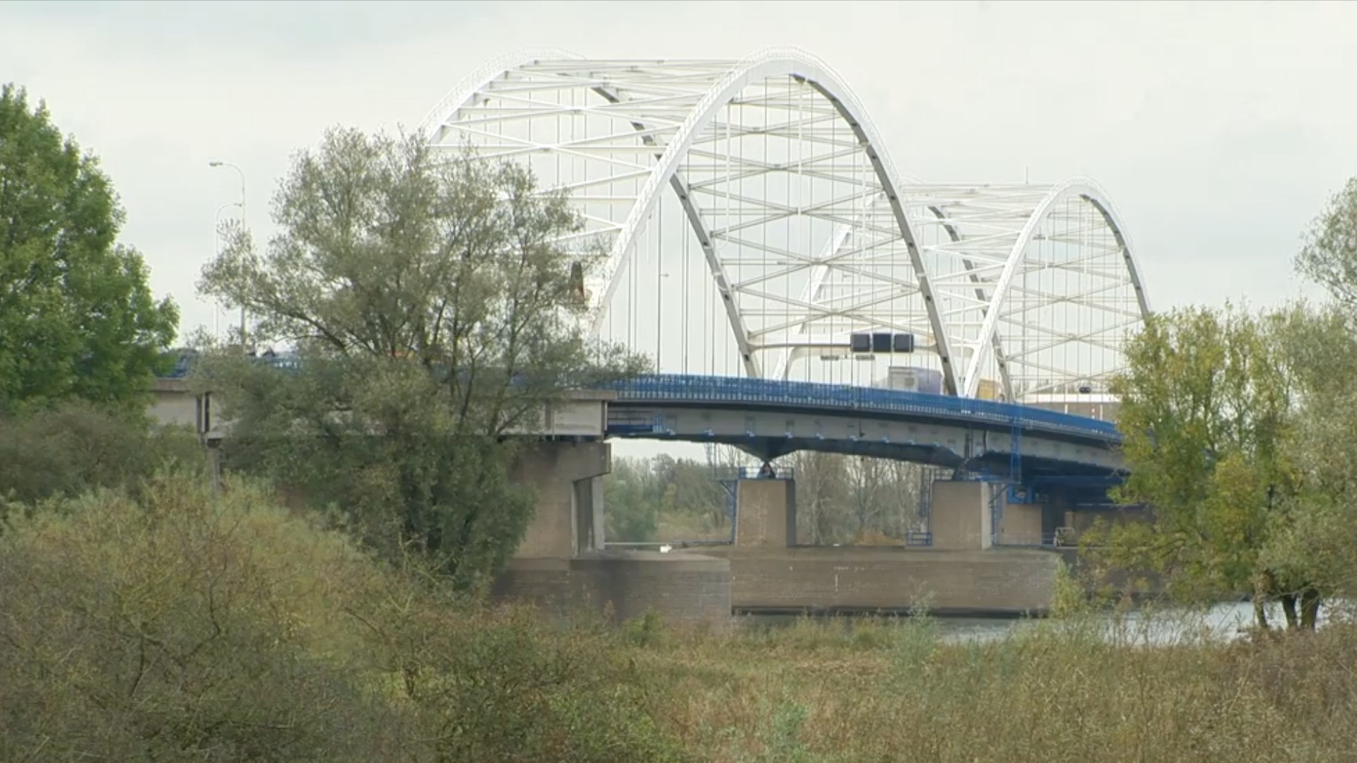 Merwedebrug dit weekend gewoon open, werkzaamheden uitgesteld