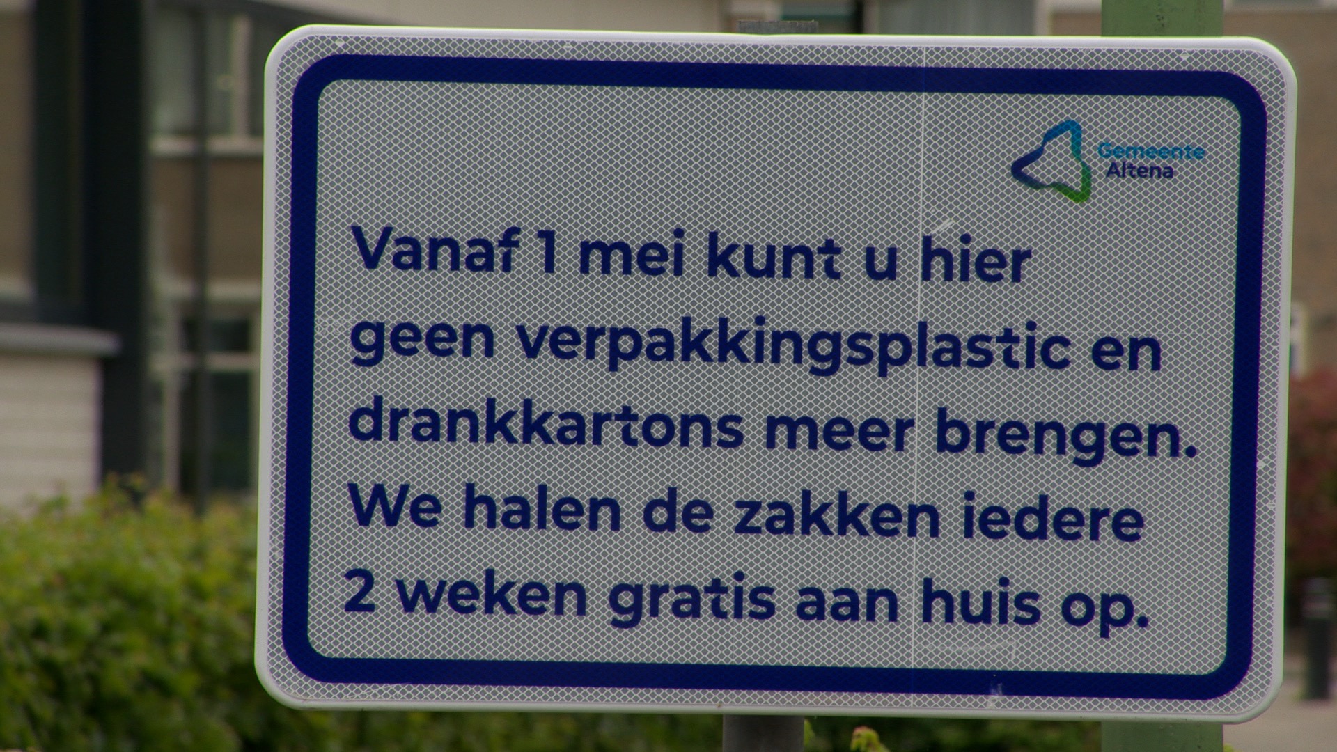 Geen plastic en drankenkartons meer in milieuparkjes