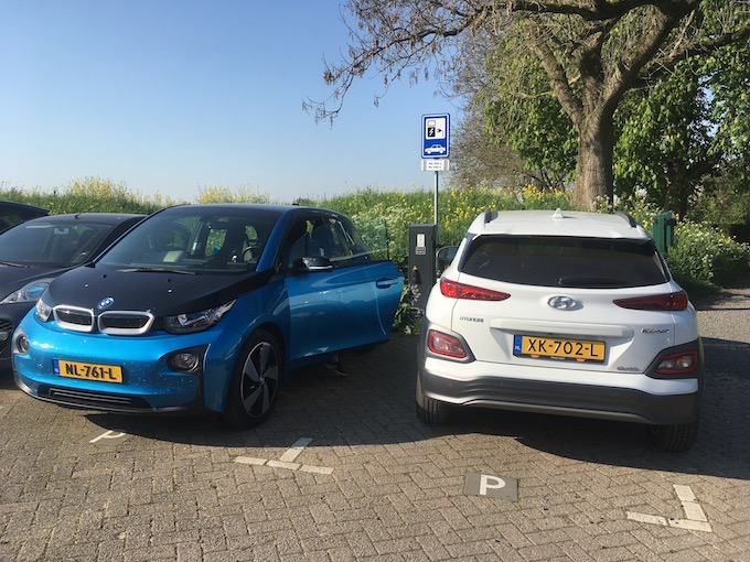 Test de elektrische auto’s in de vesting Woudrichem