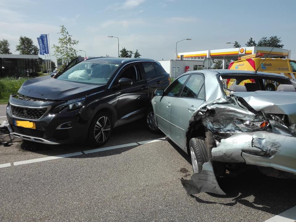 Aanrijding provinciale weg Dussen