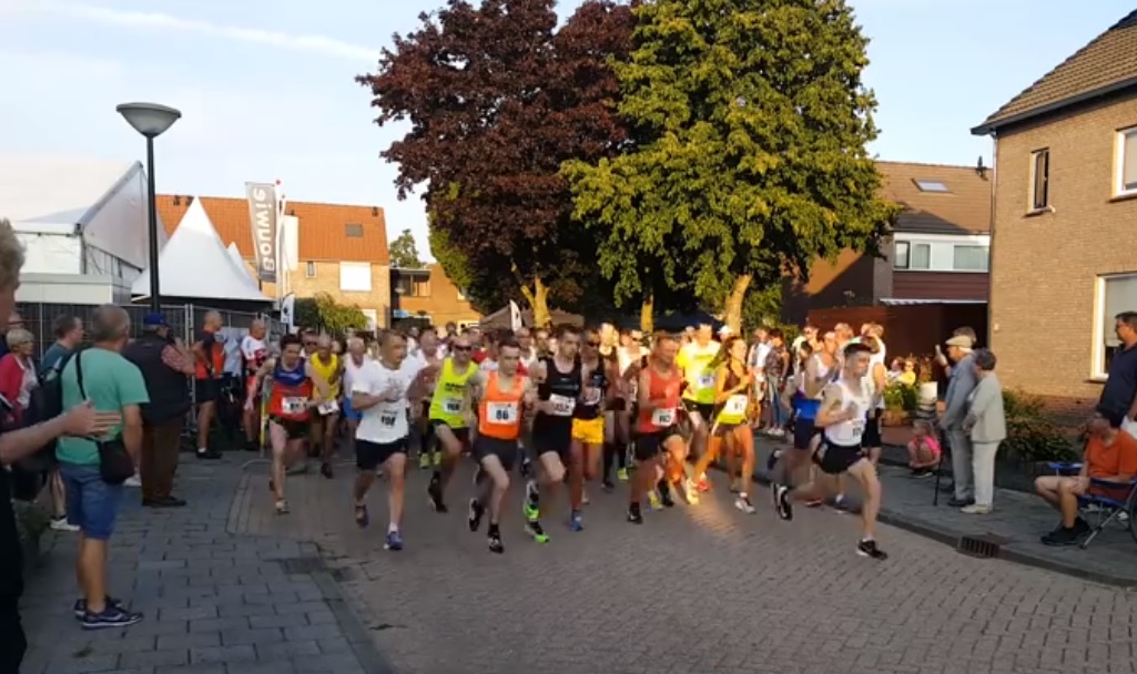 Stan Schipperen en Maartje Kusters winnen de 5 Mile van Genderen