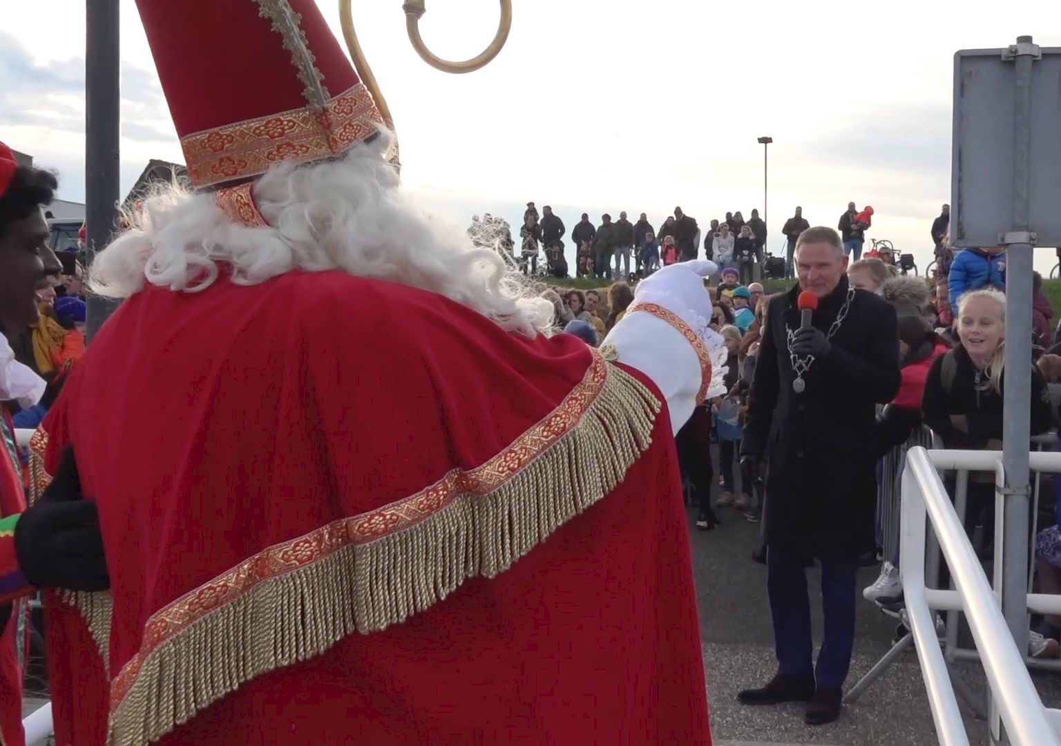 Intocht van Sinterklaas in Sleeuwijk weer een succes