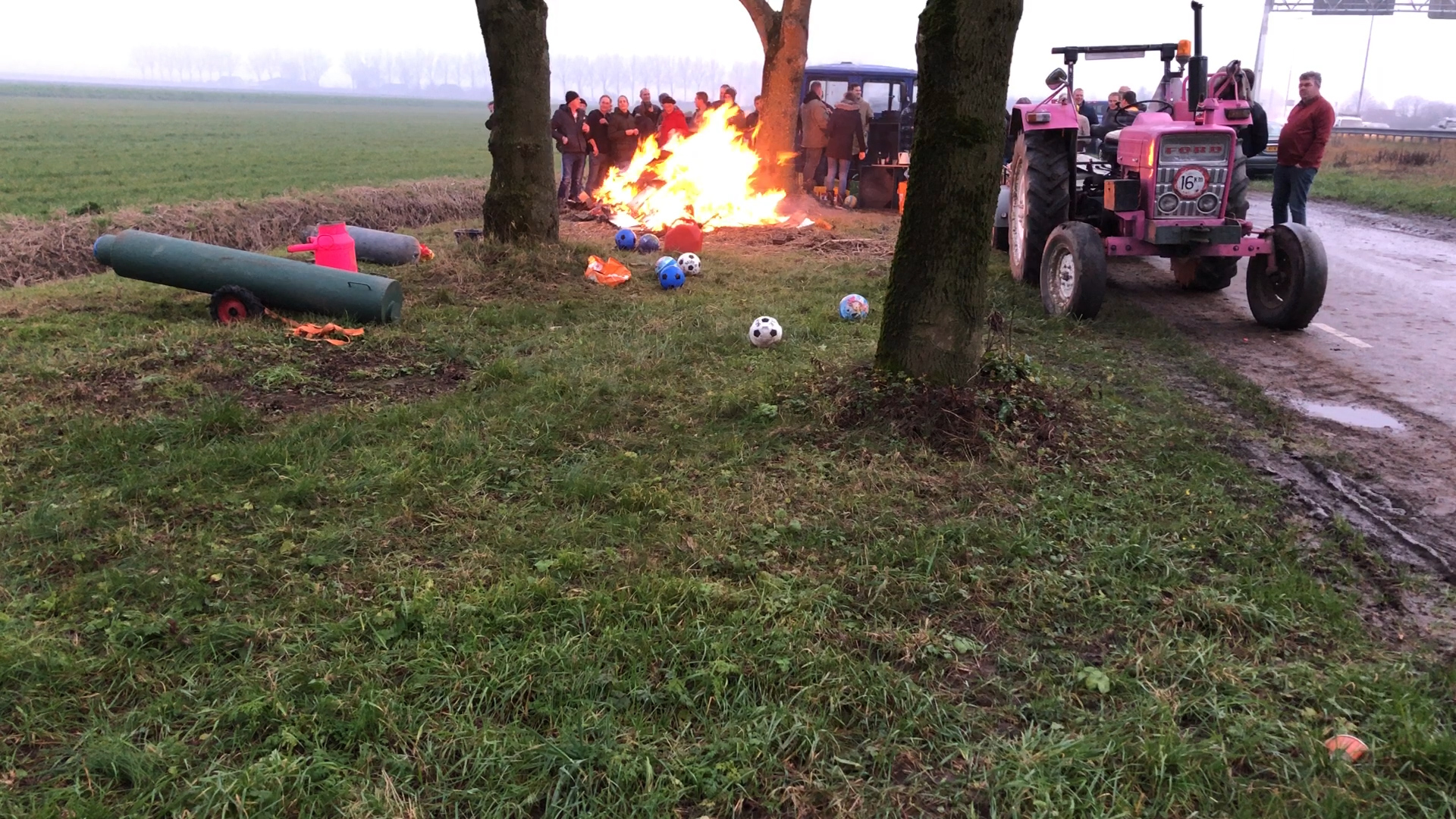 Feestje langs A27 veroorzaakt file