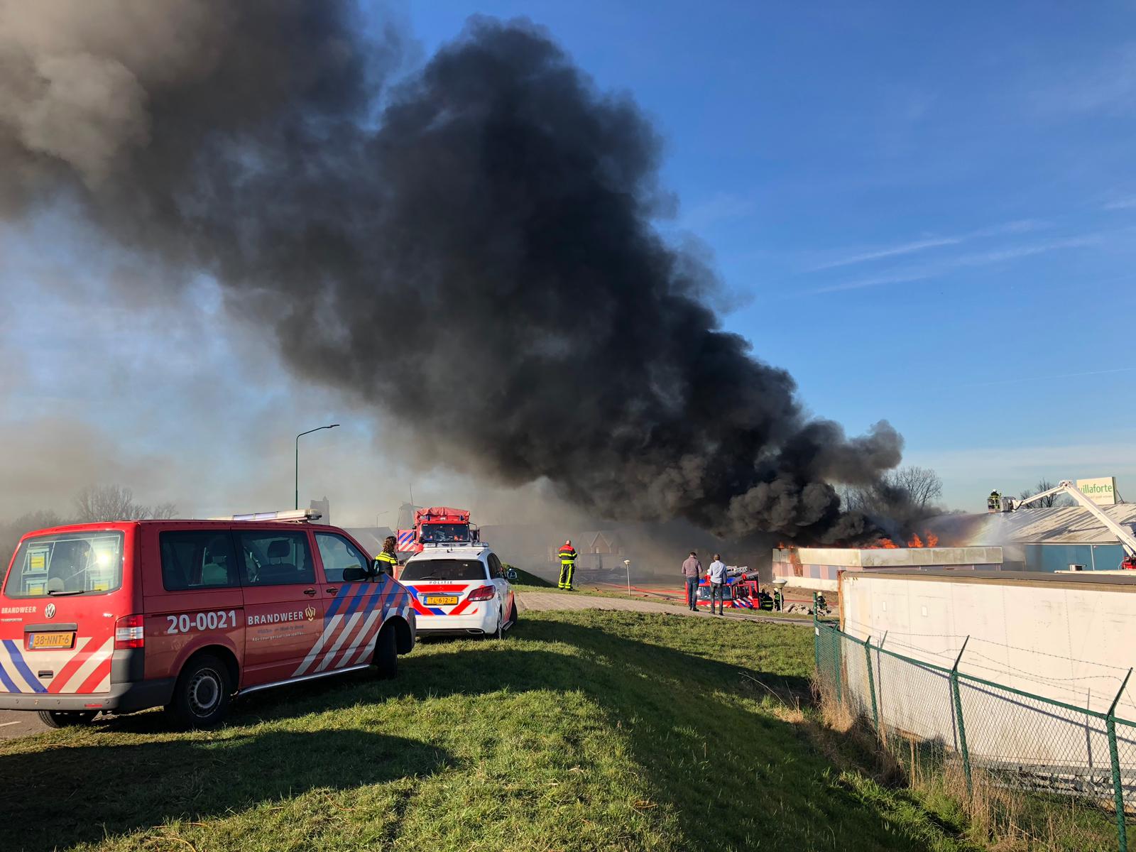 AltenaLokaal maakt zich zorgen om verzekering vrijwillige brandweerlieden