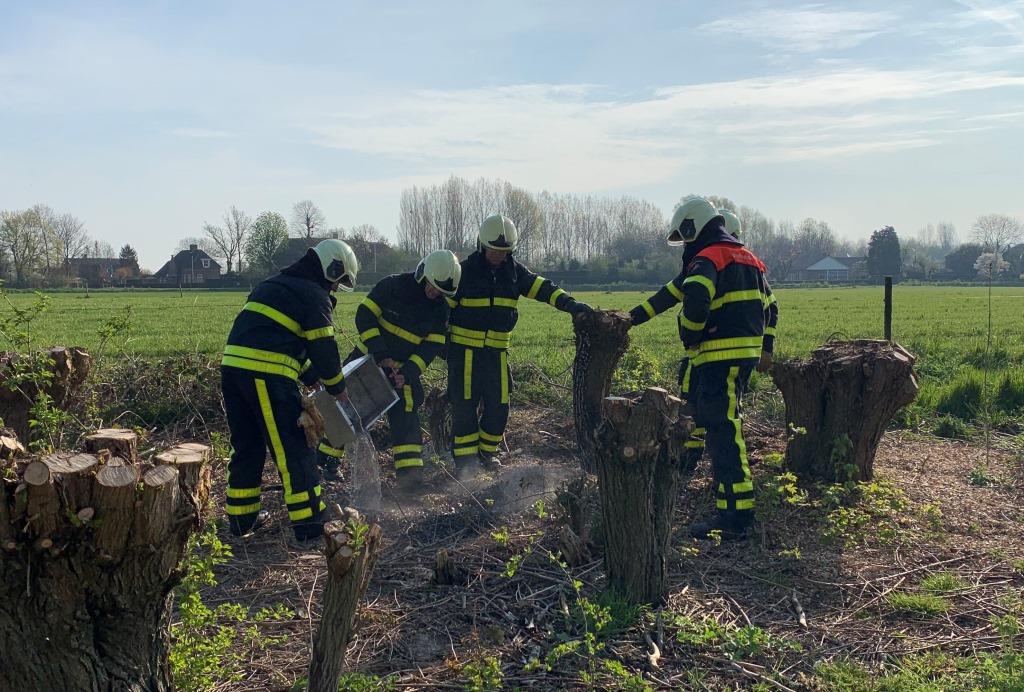 Buitenbrand Uitwijk: “1 emmertje water halen?”