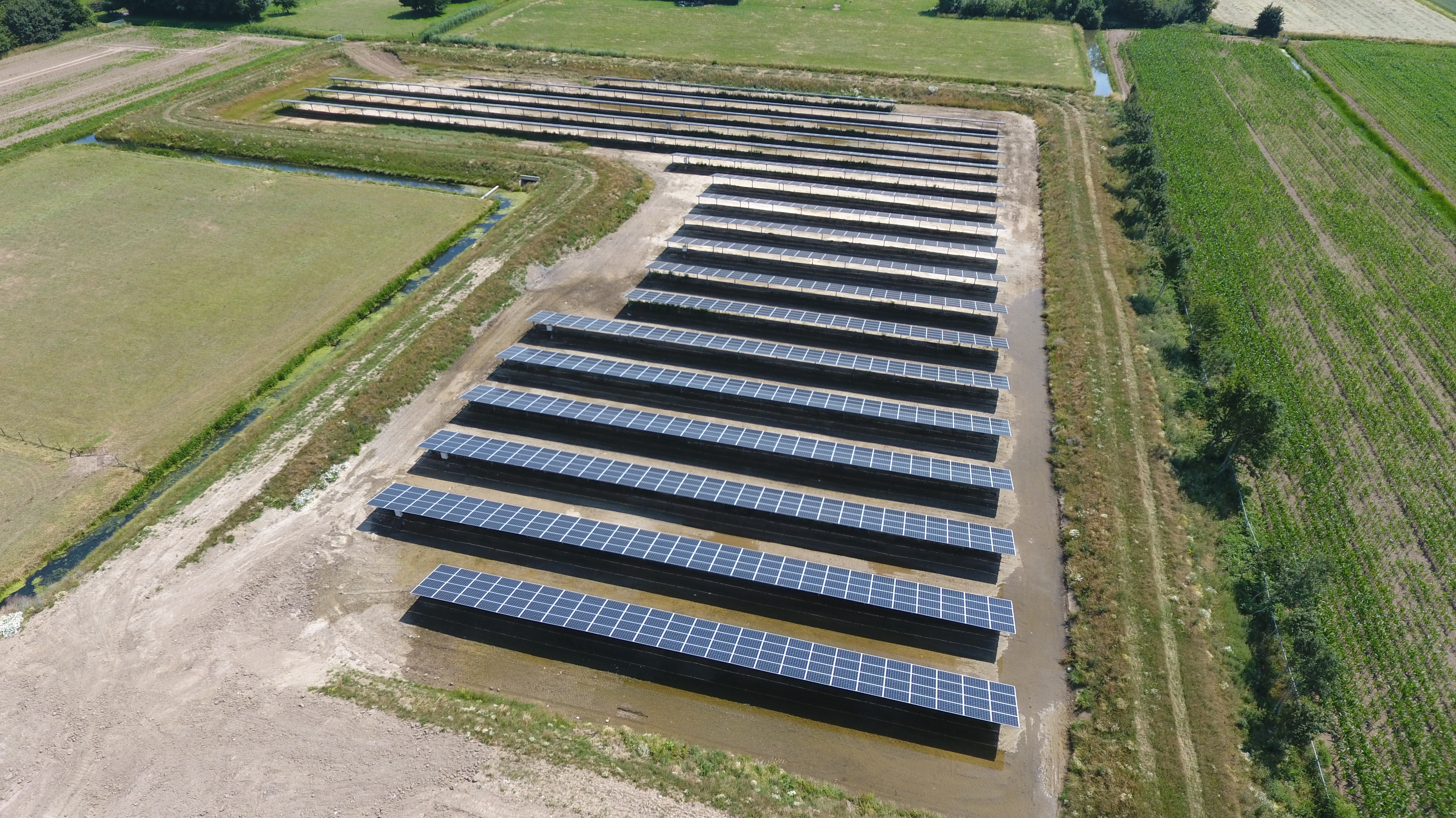 Zonneparken in Hank, Sleeuwijk en Drongelen