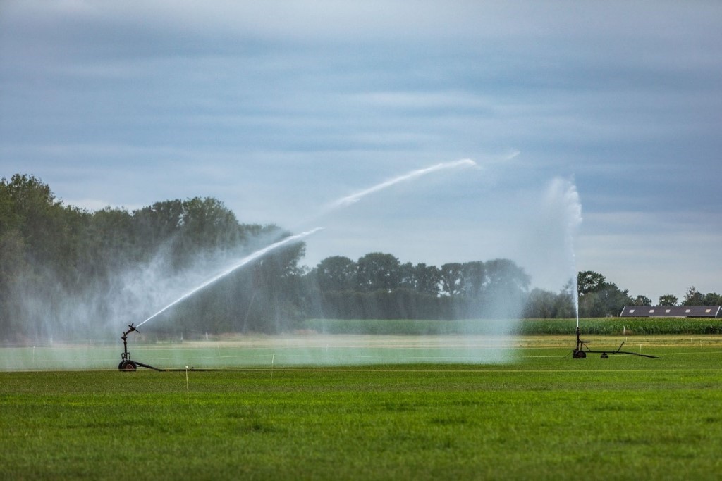 Oproep aan agrariërs: beregen verstandig