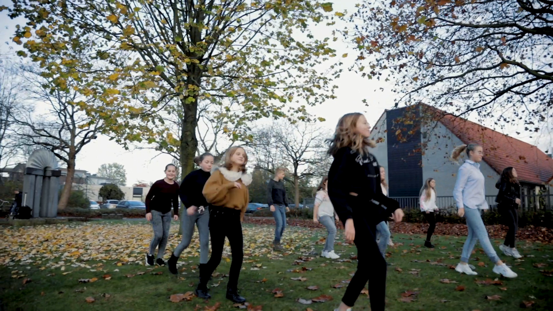 Leerlingen Schans dansen Jerusalema Challenge