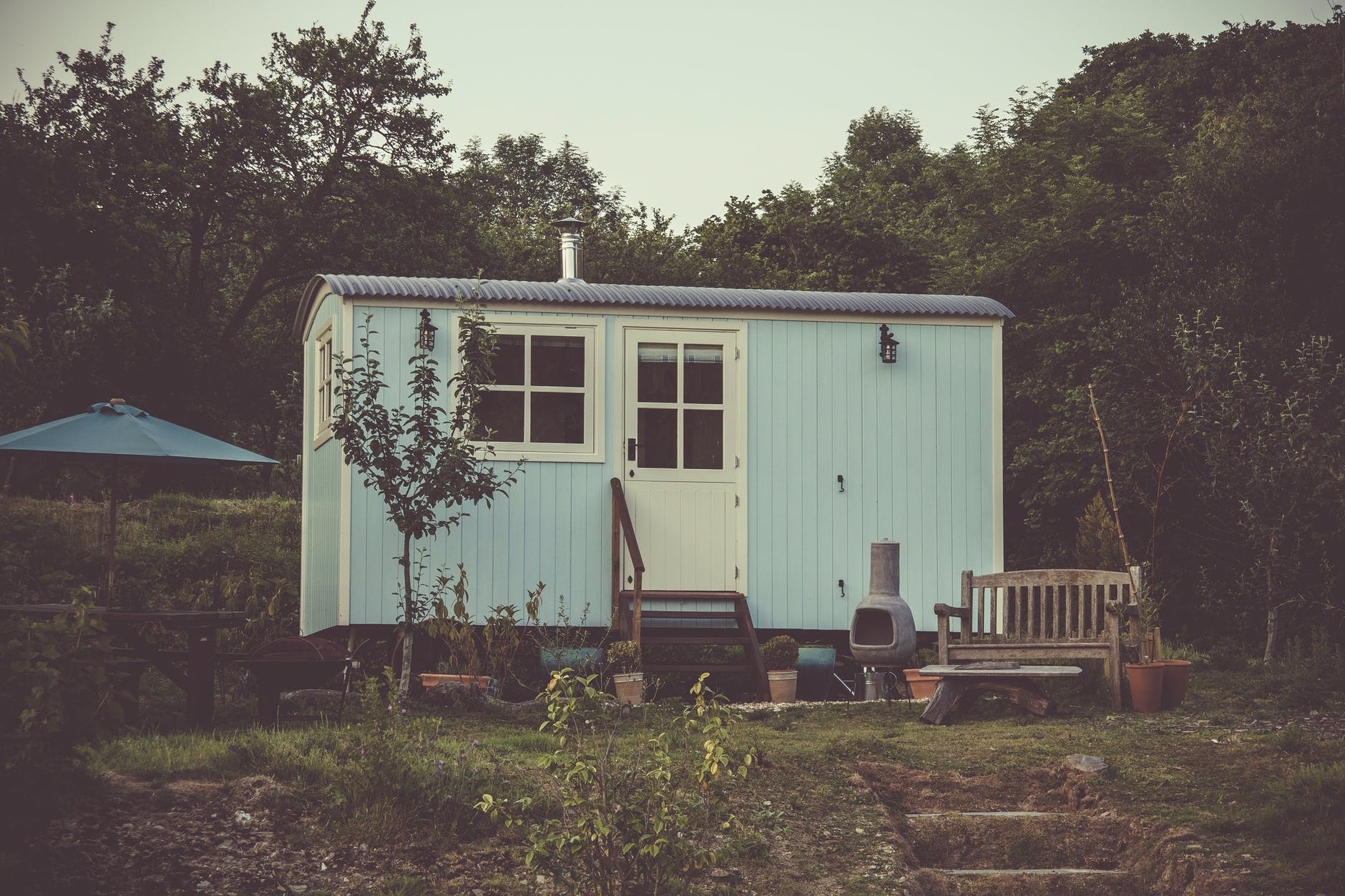 Vergunningverlening Tiny houses in Almkerk onder Crisis- en herstelwet