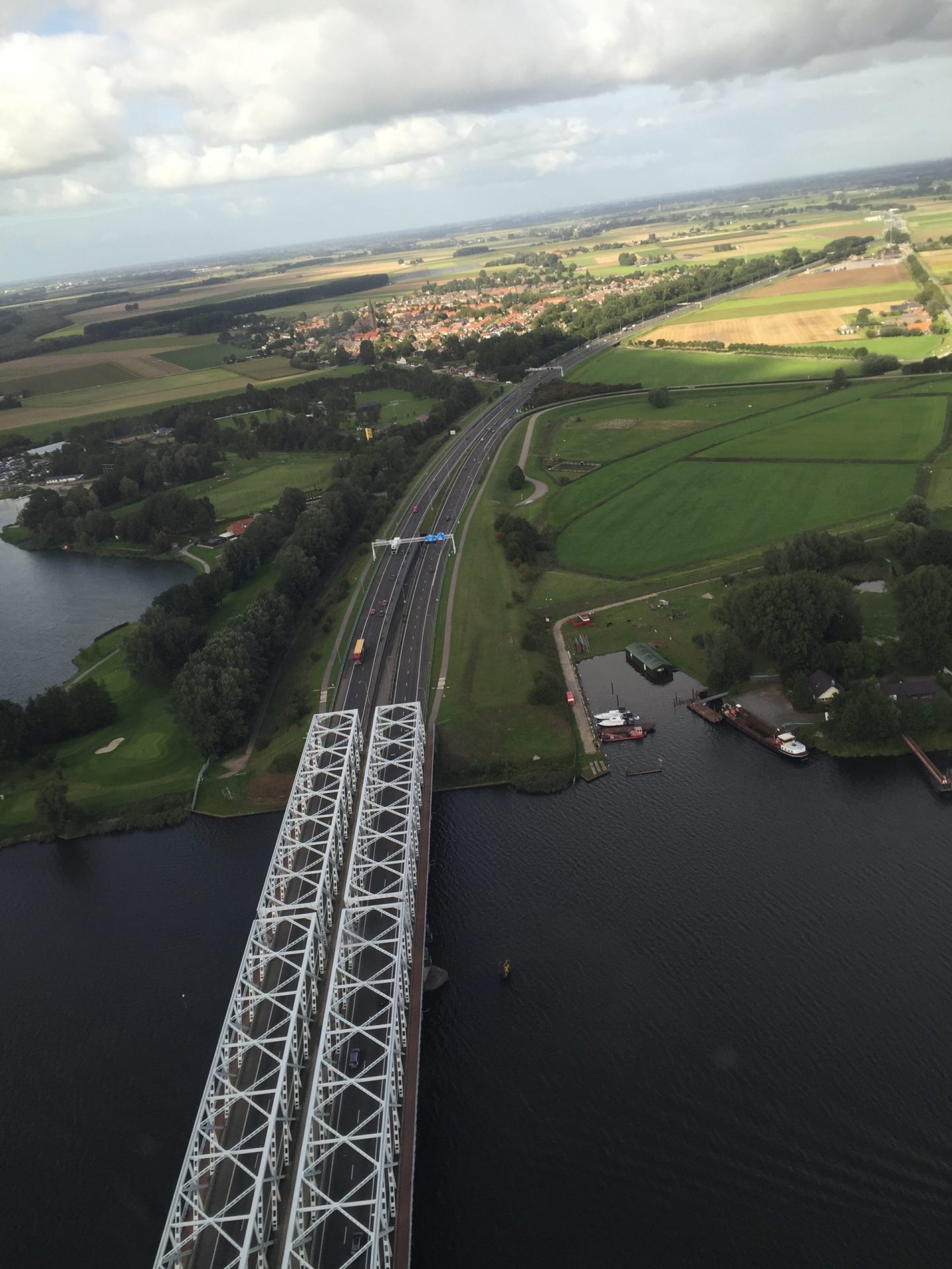 Kragtbouw moet insteekhaven Keizersveerbrug spoedig verlaten