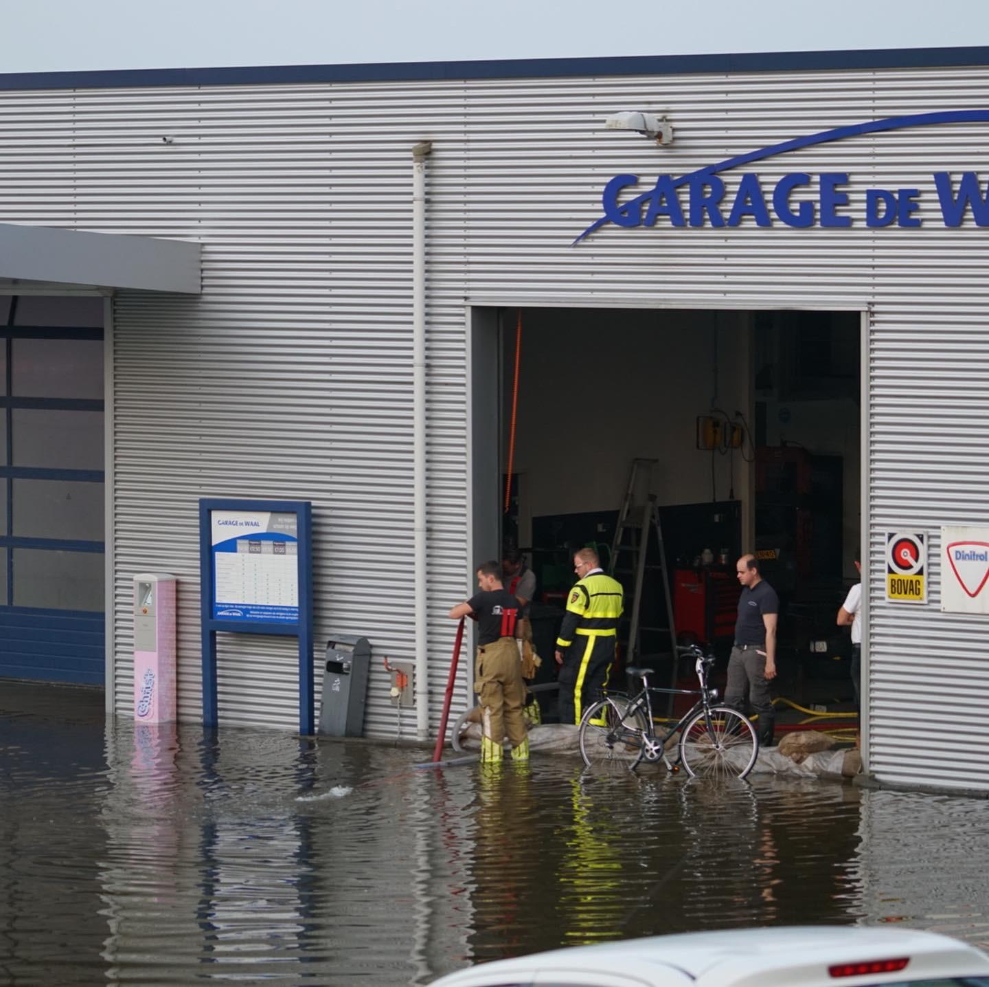 Hoge water zorgt voor problemen in Wijk en Aalburg