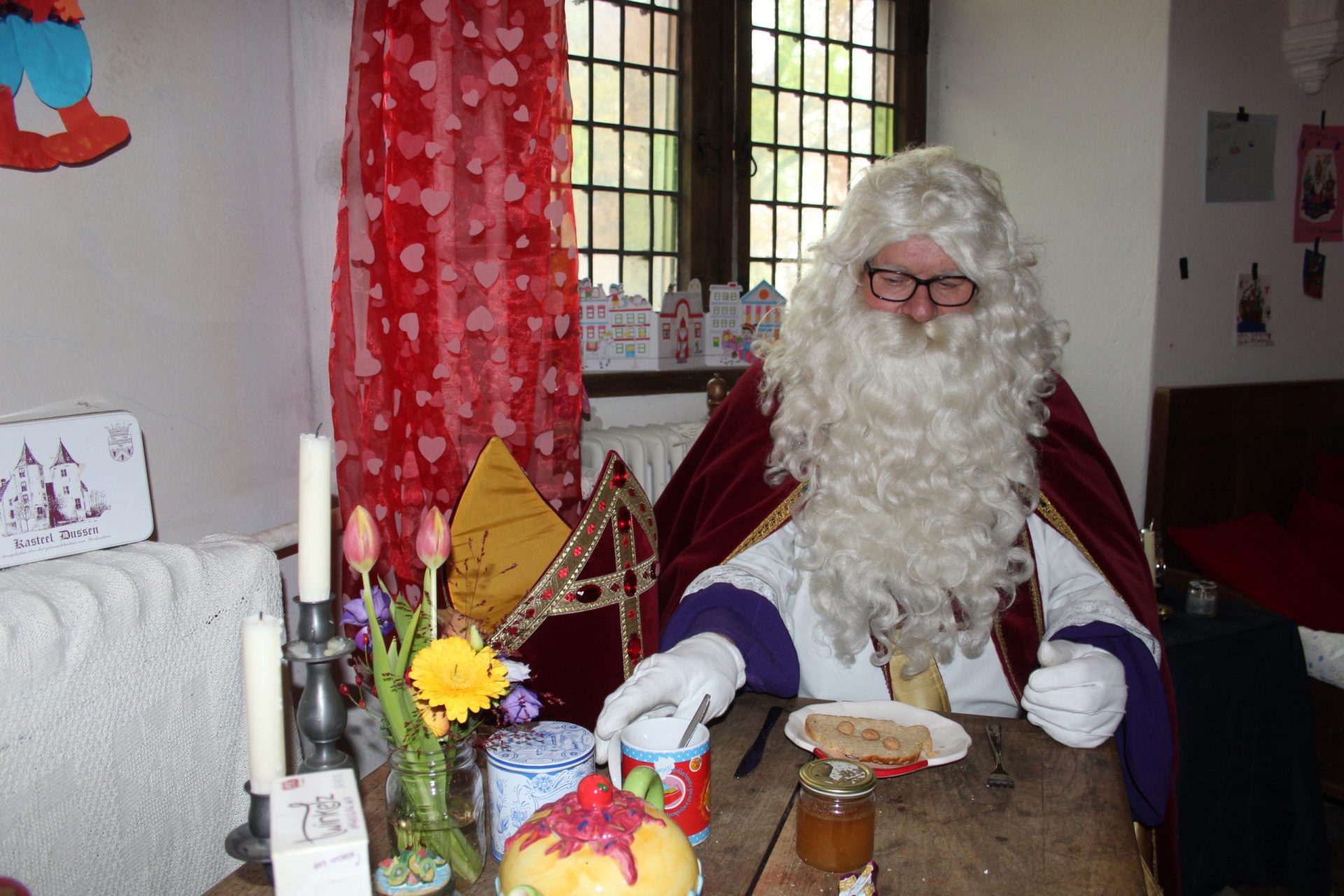 Sinterklaas komt weer logeren in het kasteel