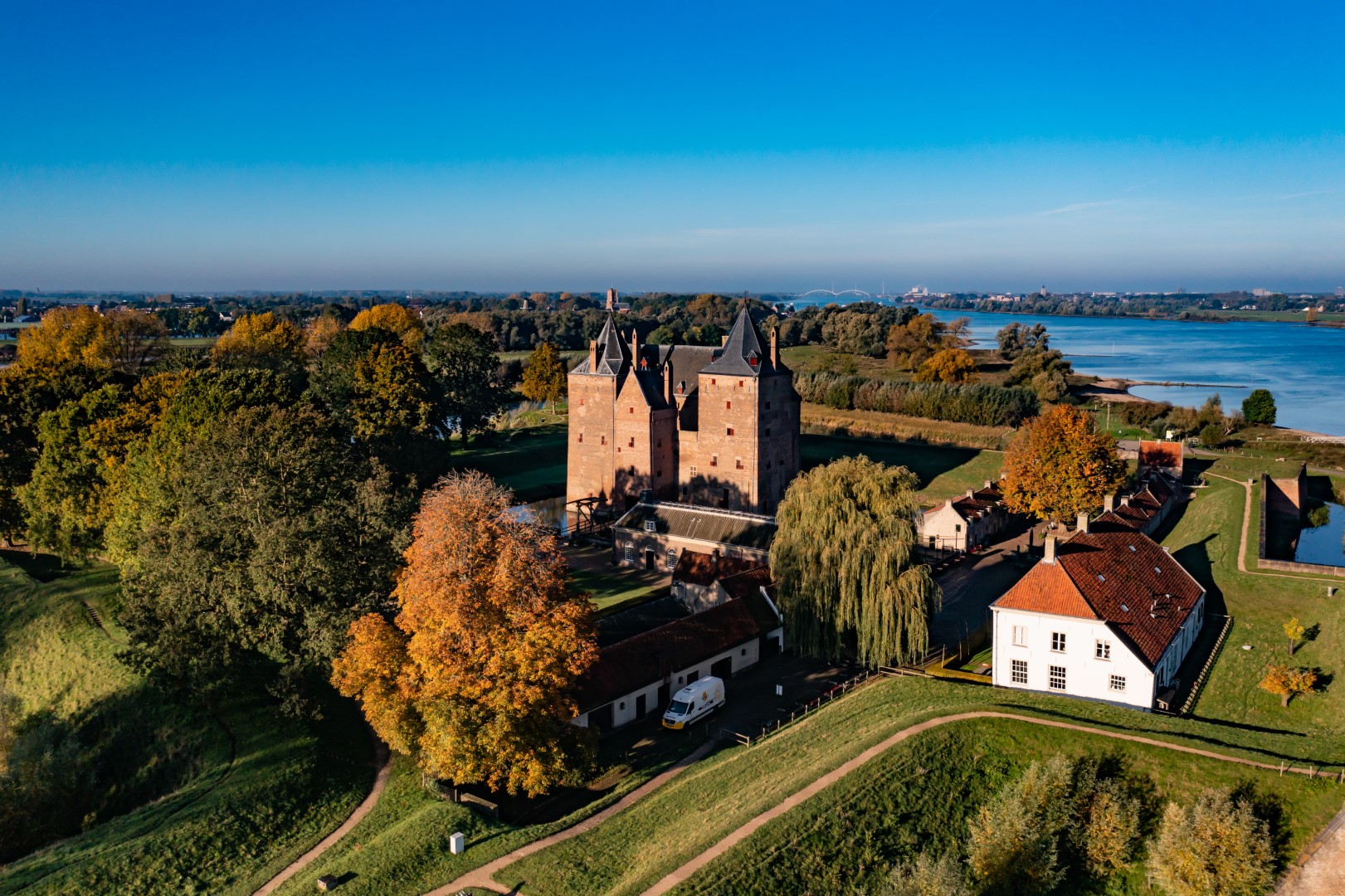 Beleef Pinksteren op Slot Loevestein