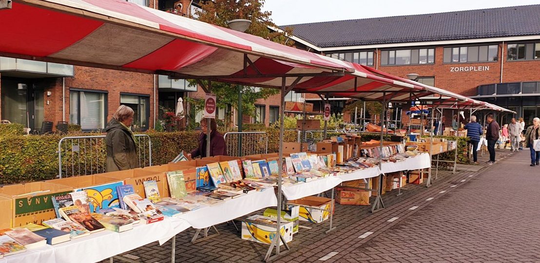 Maaswaarden ouderenzorg aanwezig tijdens jaarmarkt in Wijk en Aalburg