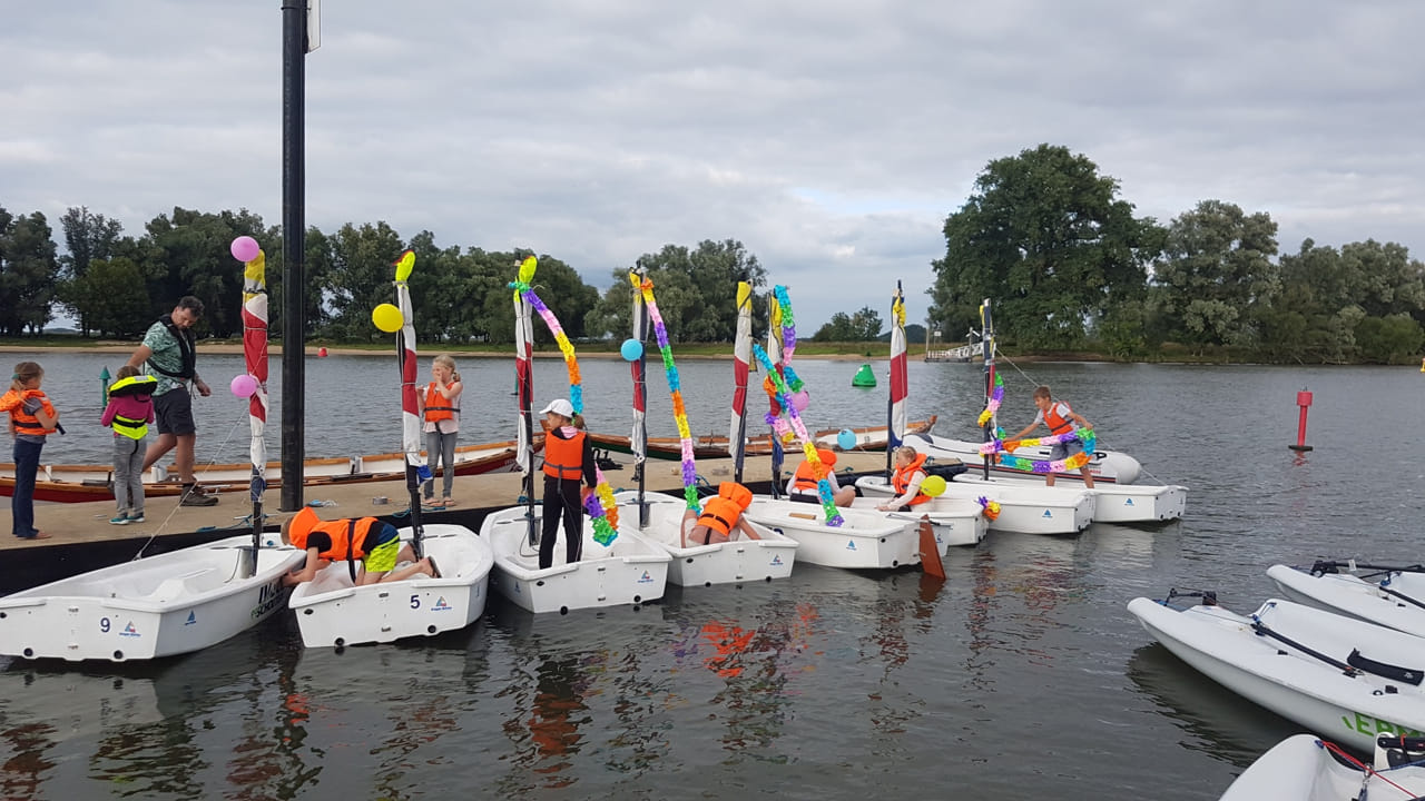 Open dag voor jeugdzeilen bij WSV Woudrichem