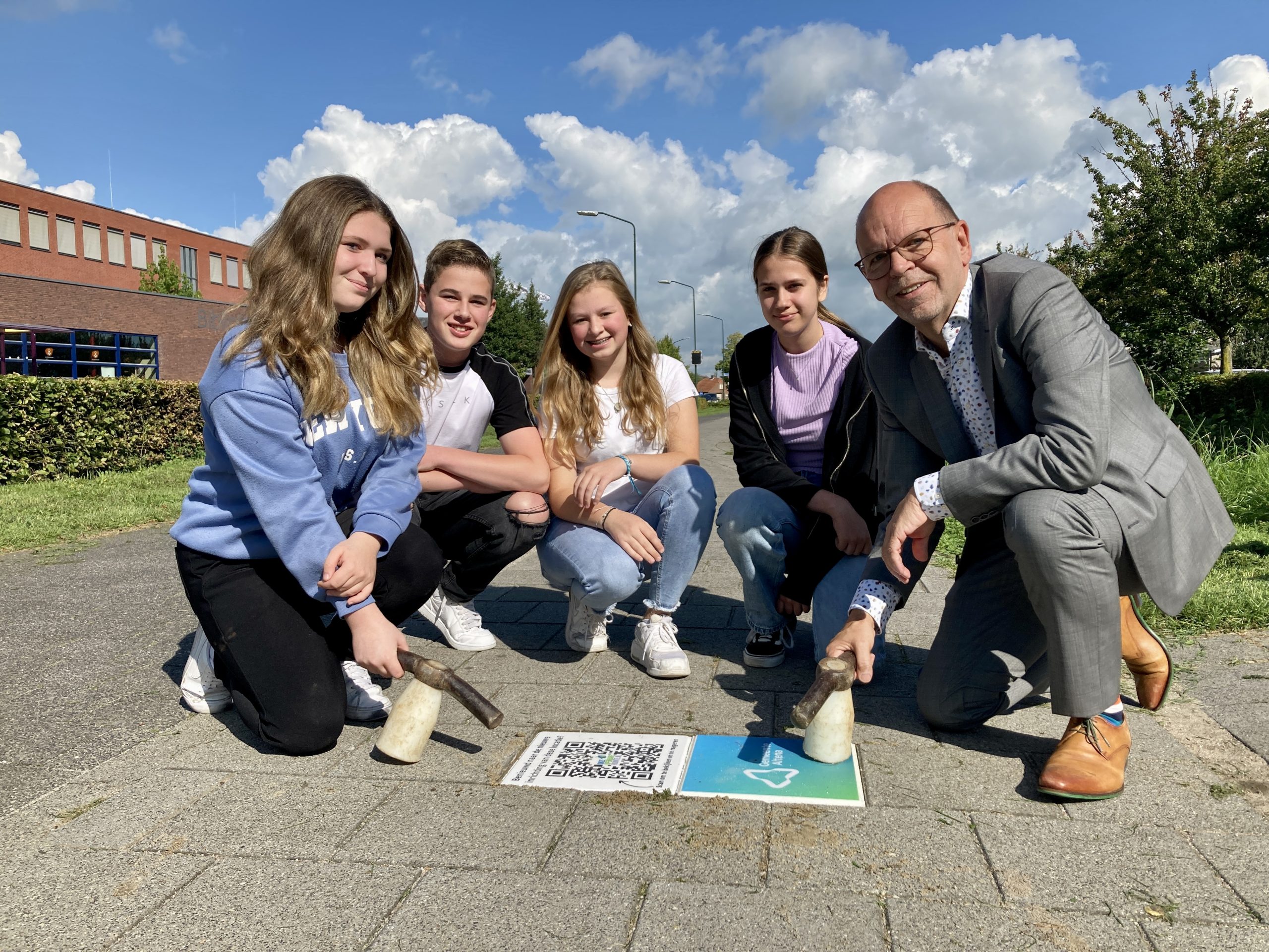 Aanpak verkeersveiligheid van de Perzikstraat in Wijk en Aalburg