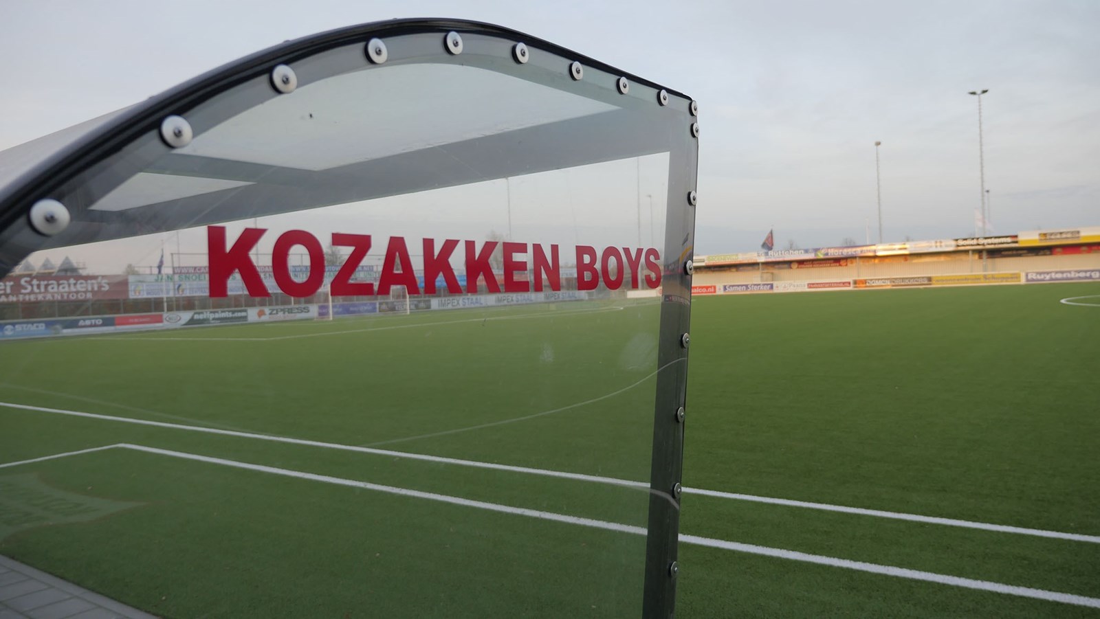 Playing for Success-leercentrum van start bij Kozakken Boys