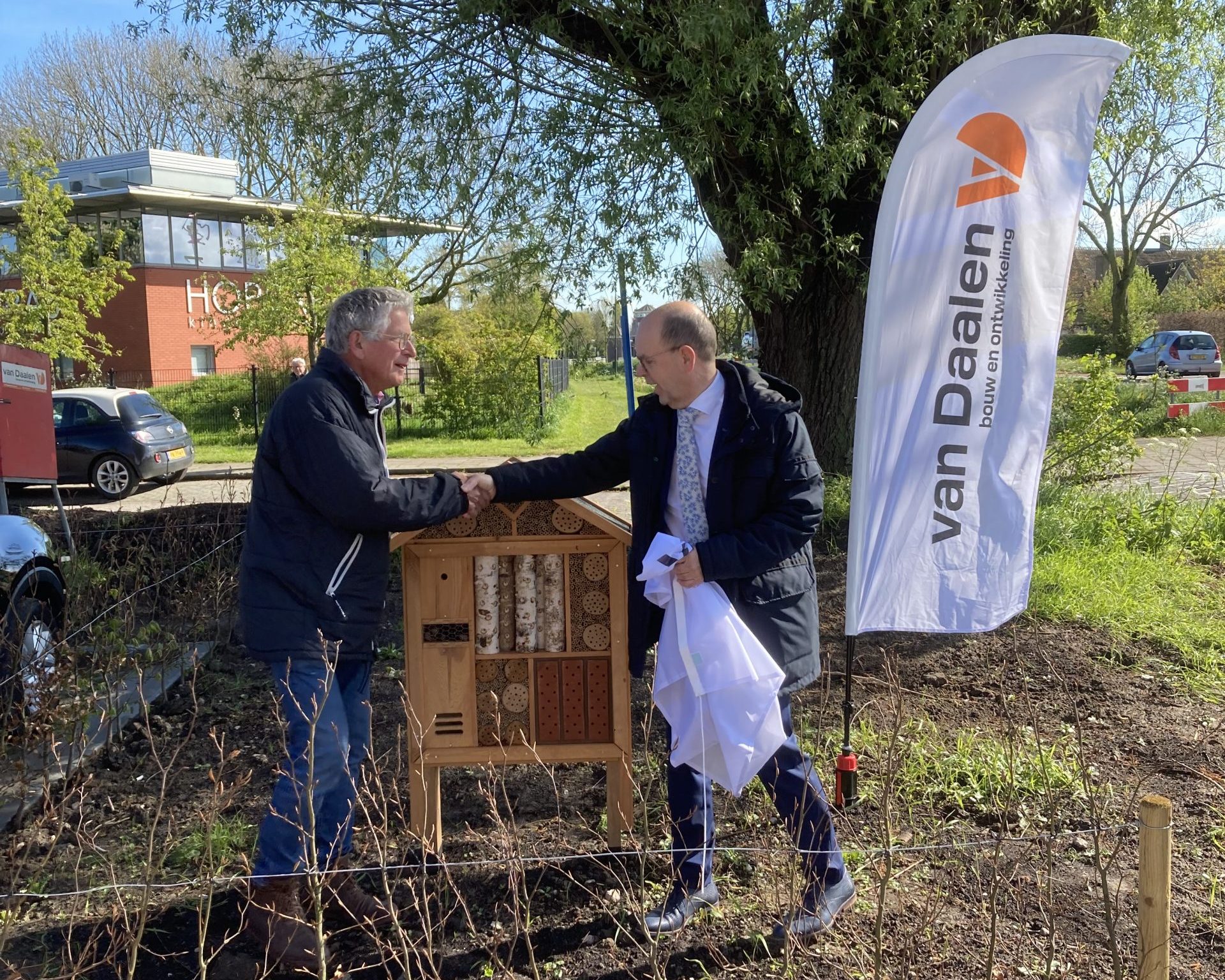 Poort van Woudrichem officieel geopend