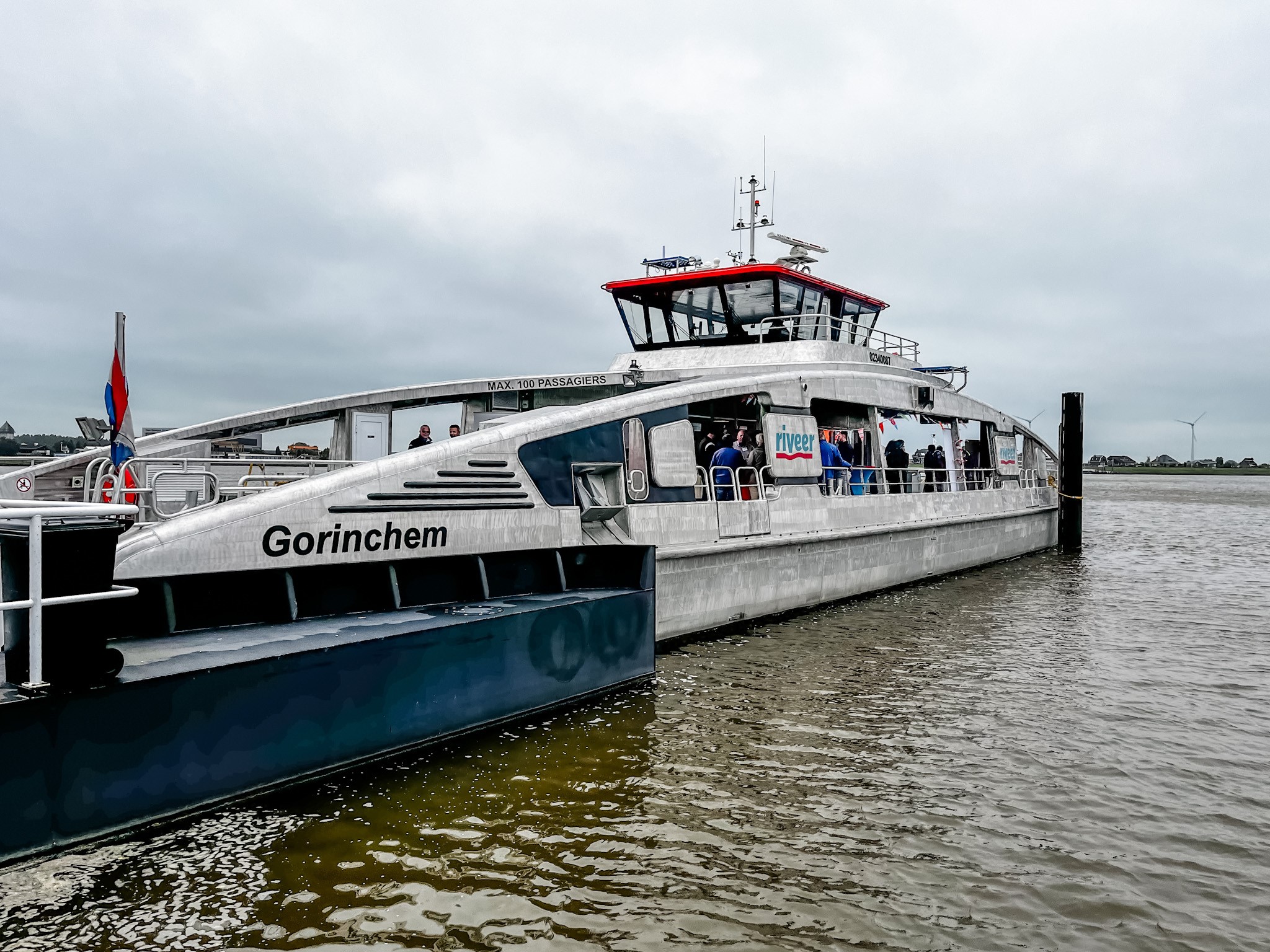 Elektrische veerboot Riveer in de prijzen