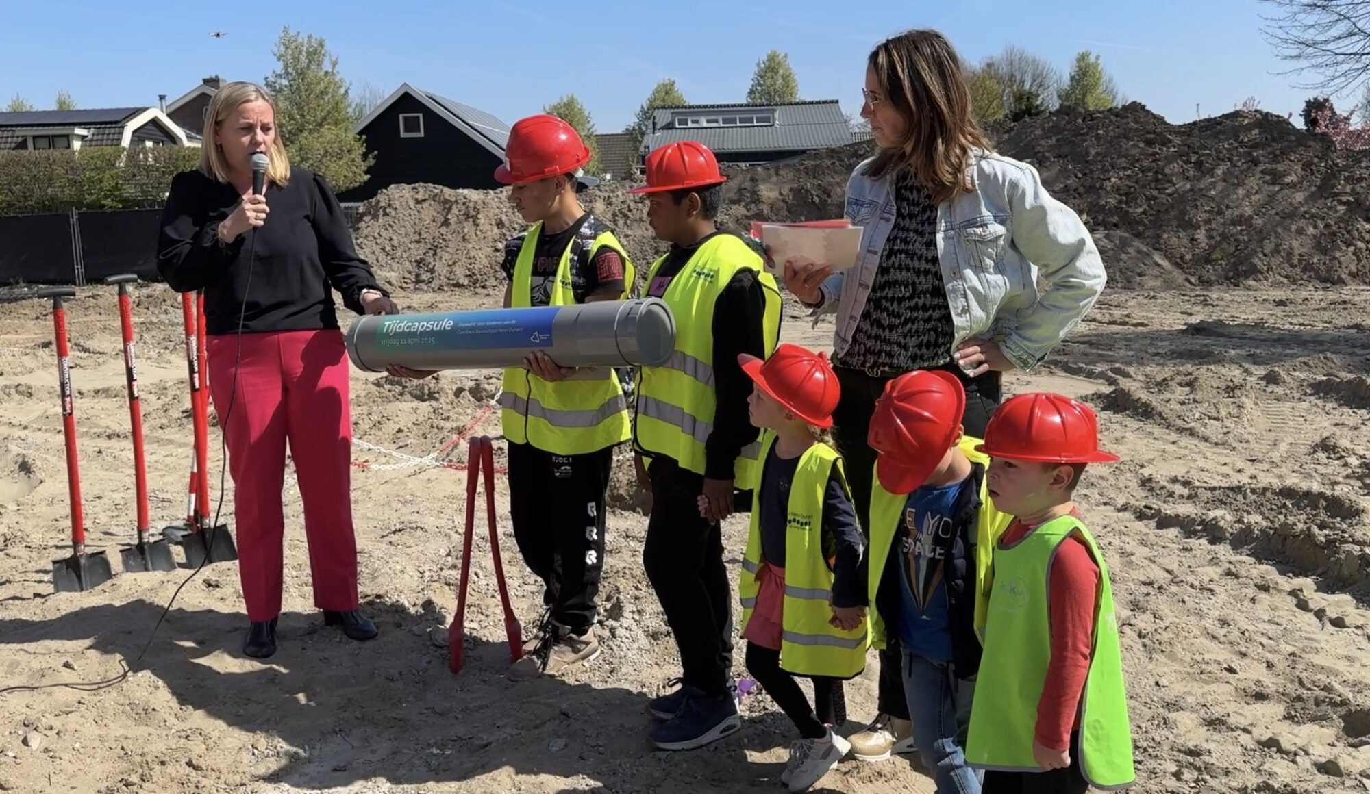 Bouw J. Henri Dunantschool officieel gestart